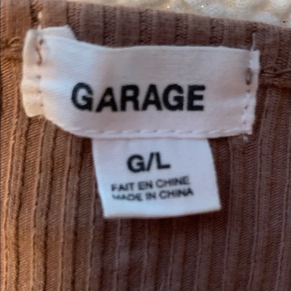 Cropped brown laced tank top - Picture 3 of 3